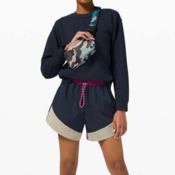 Lululemon Everywhere Belt Bag Heritage 365 Camo Hawaiian - Picture 14 of 15